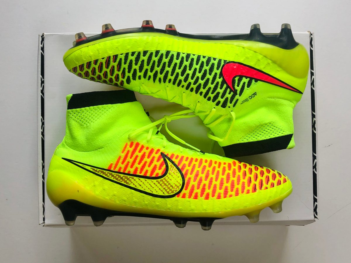 nike magista obra volt  metallic gold coin  black fg launch edition | Sheffield United Kits Collection