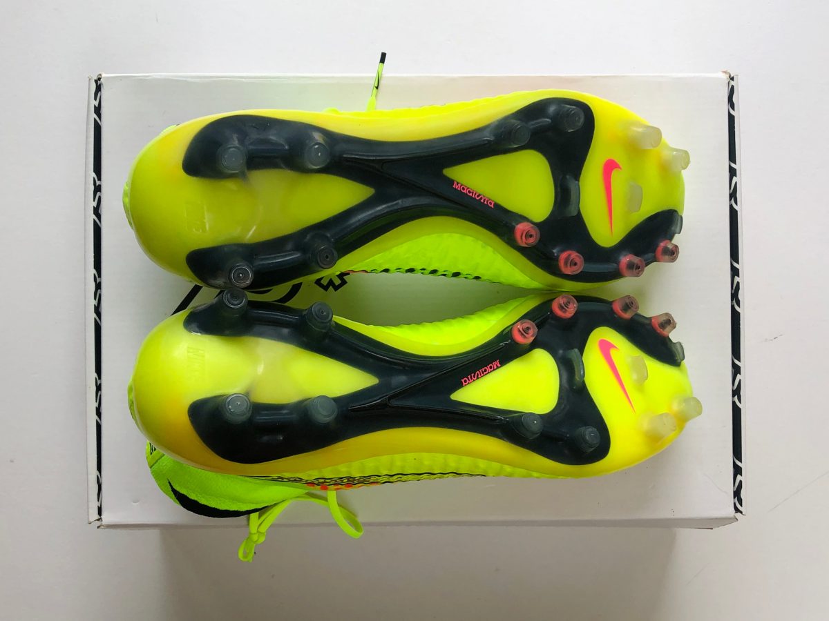 nike magista obra volt  metallic gold coin  black fg launch edition | Sheffield United Kits Collection