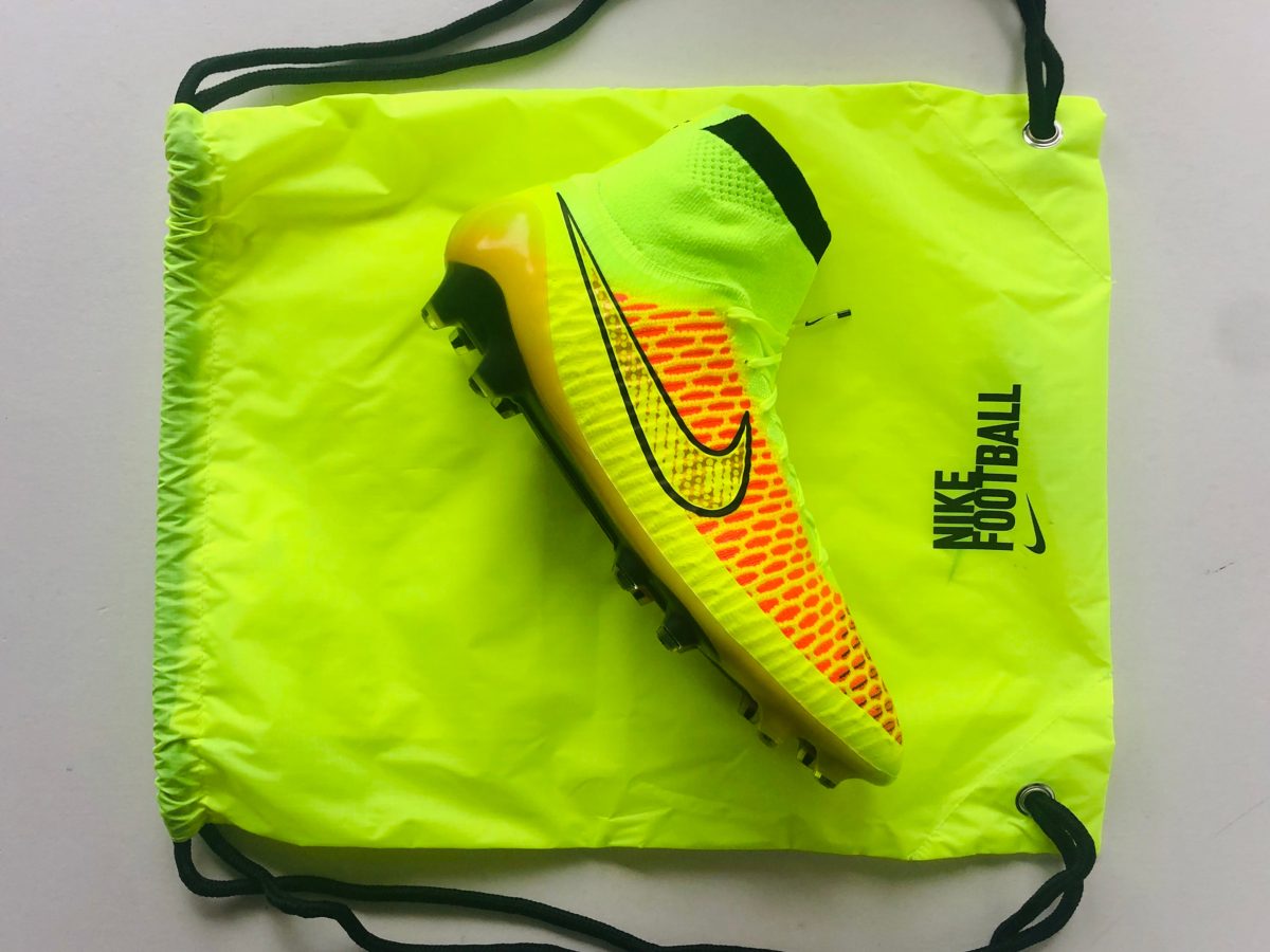 nike magista obra volt  metallic gold coin  black fg launch edition | Sheffield United Kits Collection